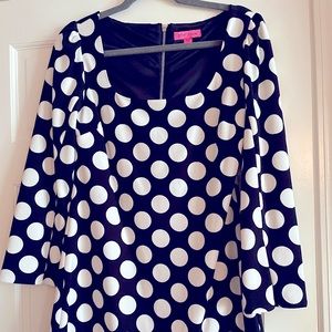 Scoop neck fun polka dots.